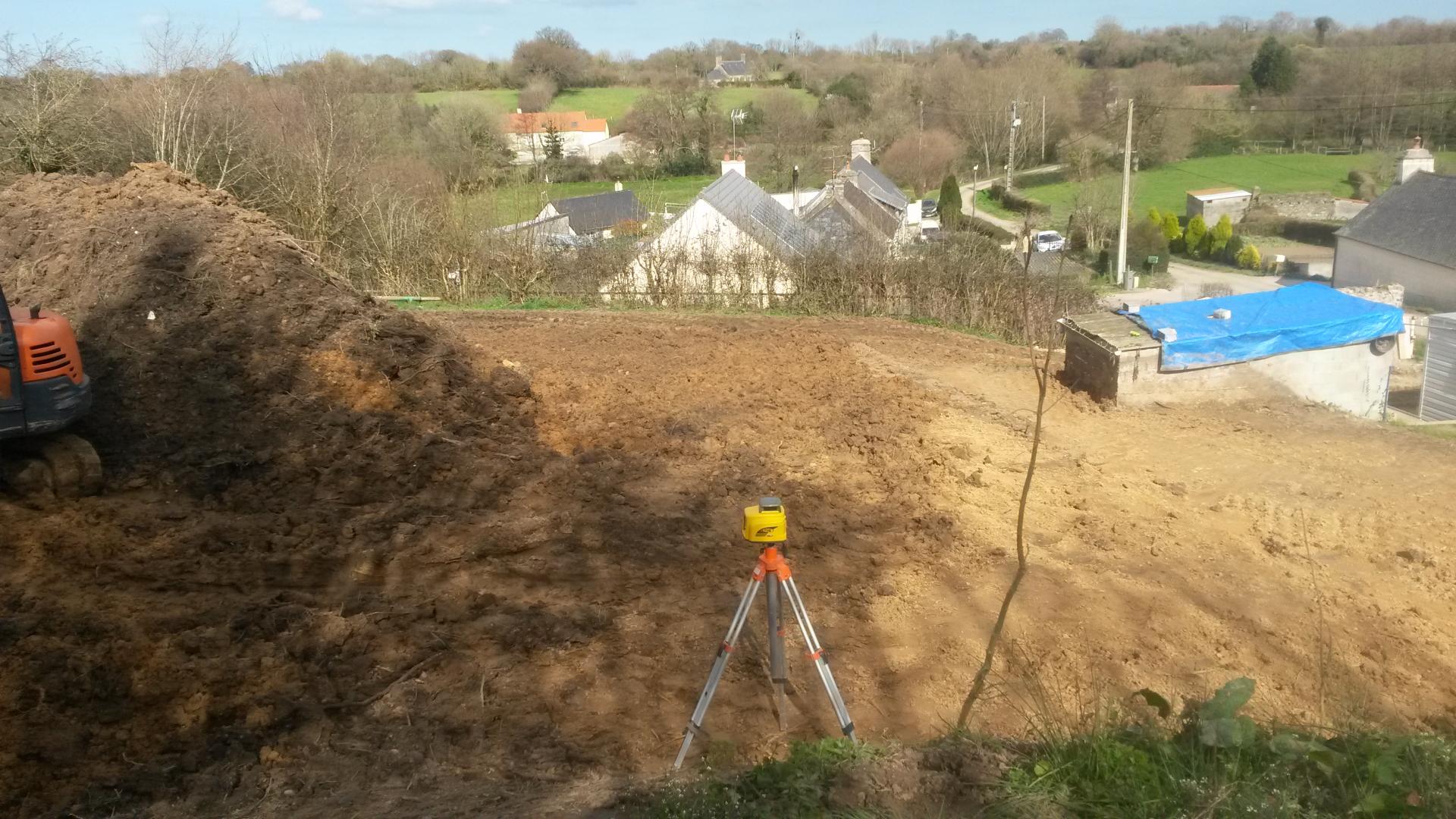 Terrassement pour déclaver une maison